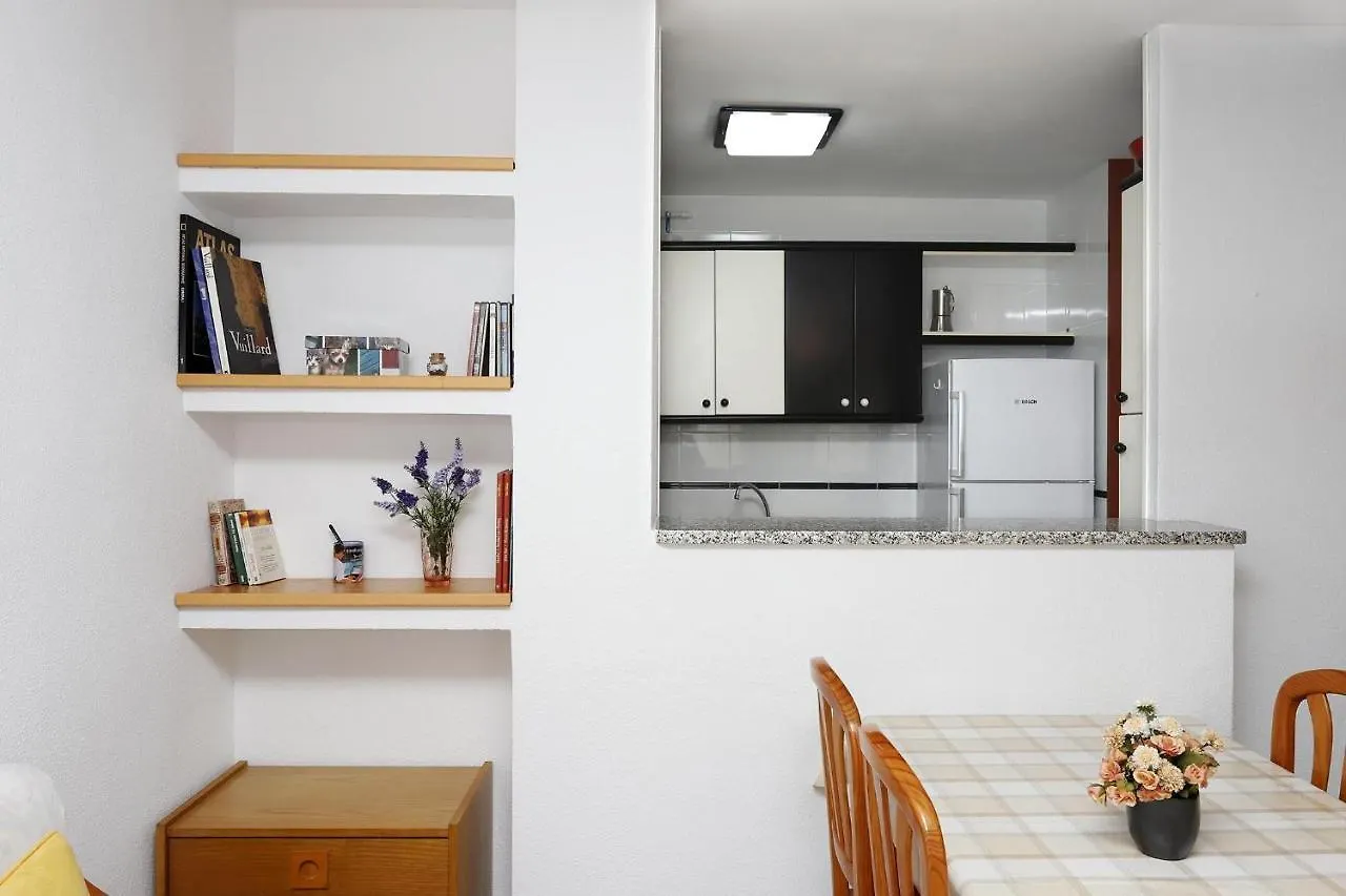 Apartmán At025 Con Piscina, Airco, A 150M De La Playa Torredembarra