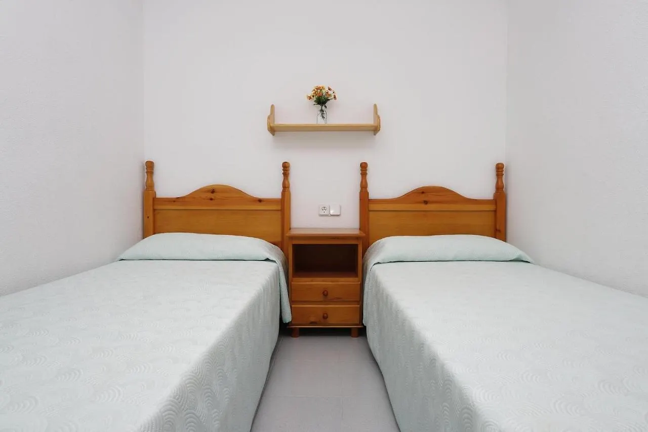 Apartmán At025 Con Piscina, Airco, A 150M De La Playa Torredembarra