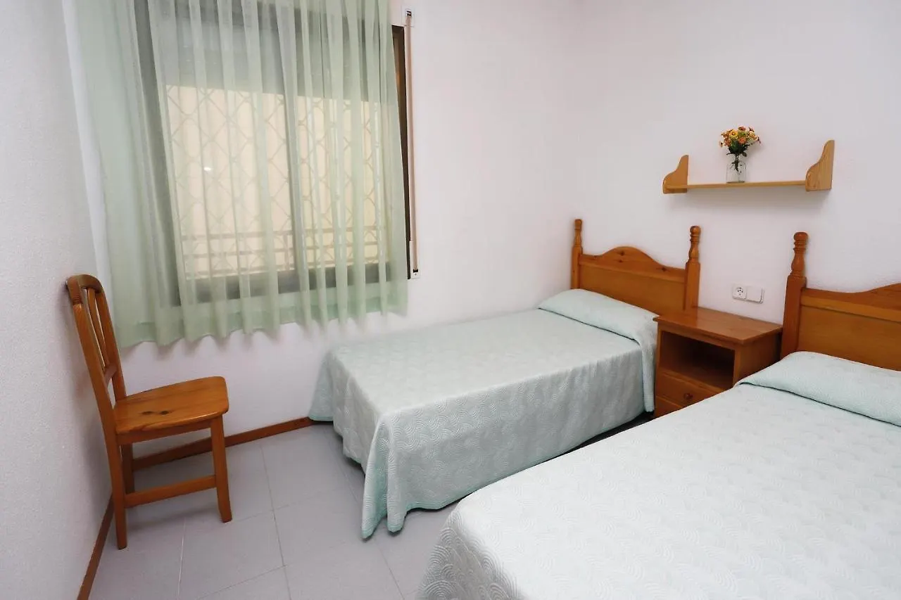 Apartmán At025 Con Piscina, Airco, A 150M De La Playa Torredembarra